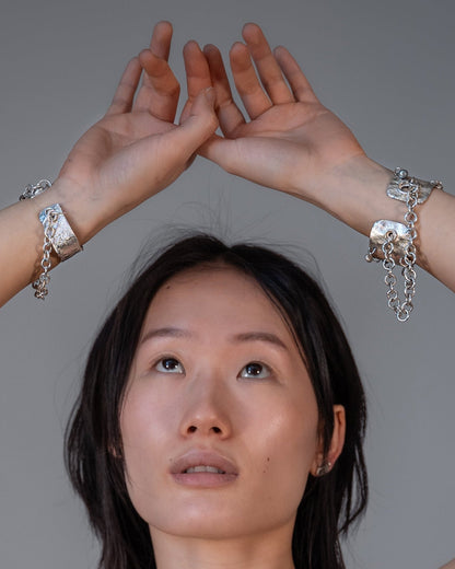 Mora Cuff